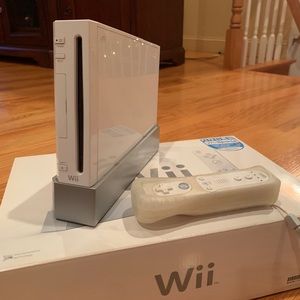 Wii Game Console with Wii Fit Board